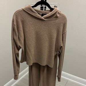 fab'rik Cozy Tan Women's Cowl Neck lounge set